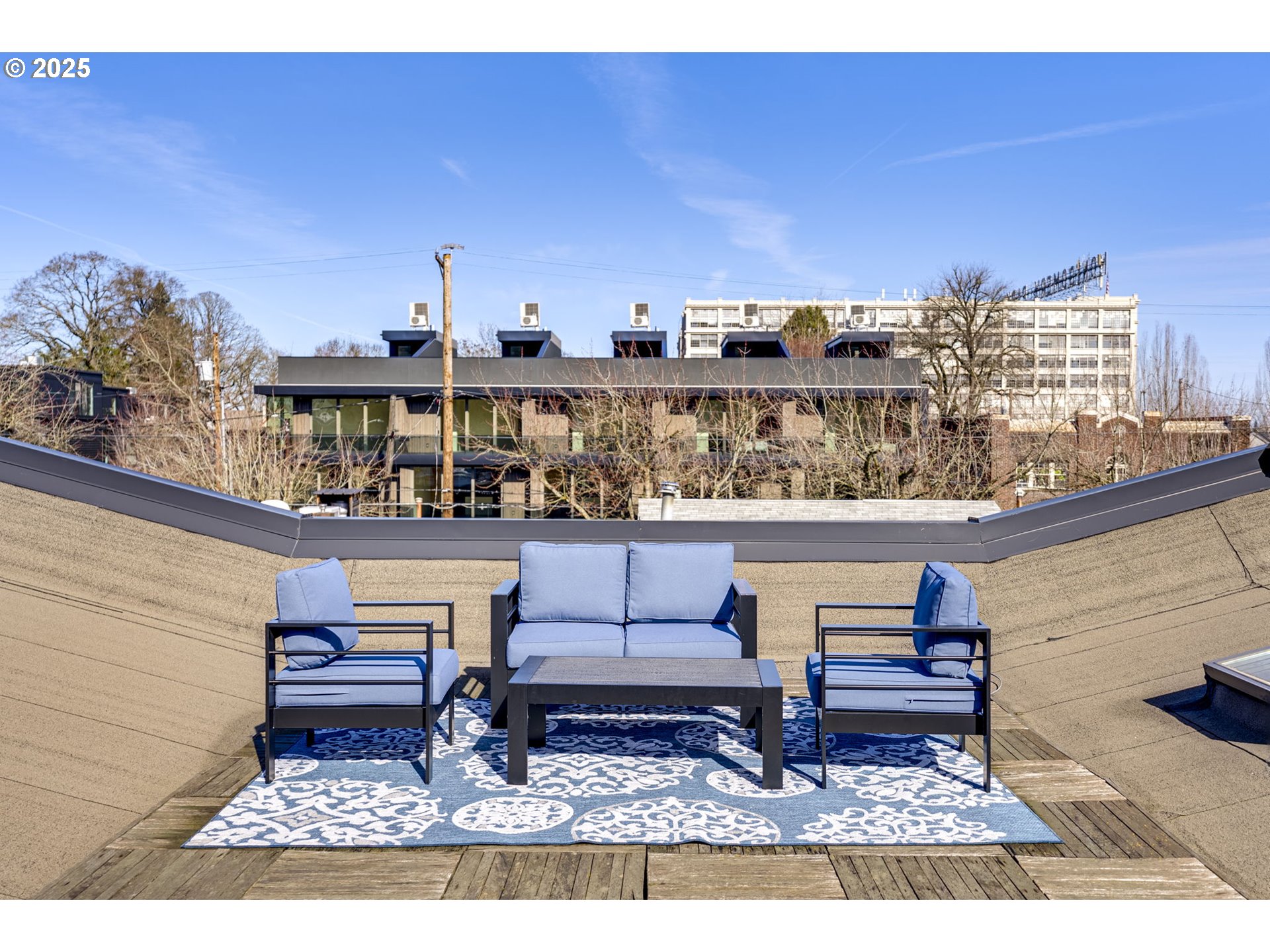 2777 Northwest Savier Street Portland, OR 97210 - Photo 33 of 37