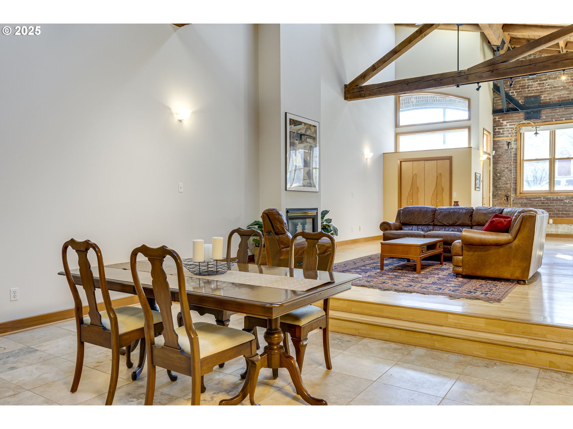 2777 Northwest Savier Street Portland, OR 97210 - Photo 10 of 37