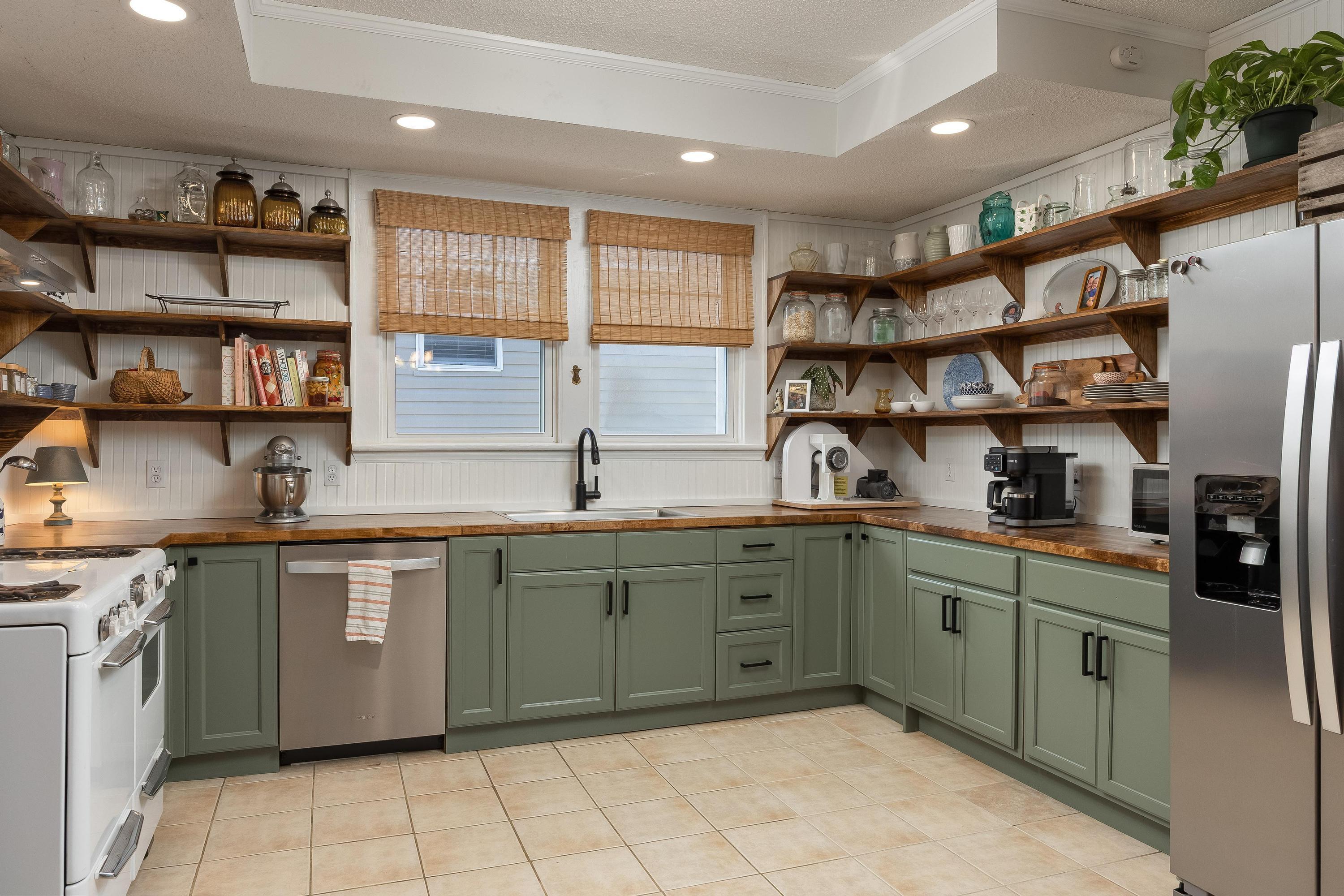 1714 Bennett Avenue Chattanooga, TN 37404 - Photo 18 of 44 2026_01_January_1714_Bennett_Ave_0025