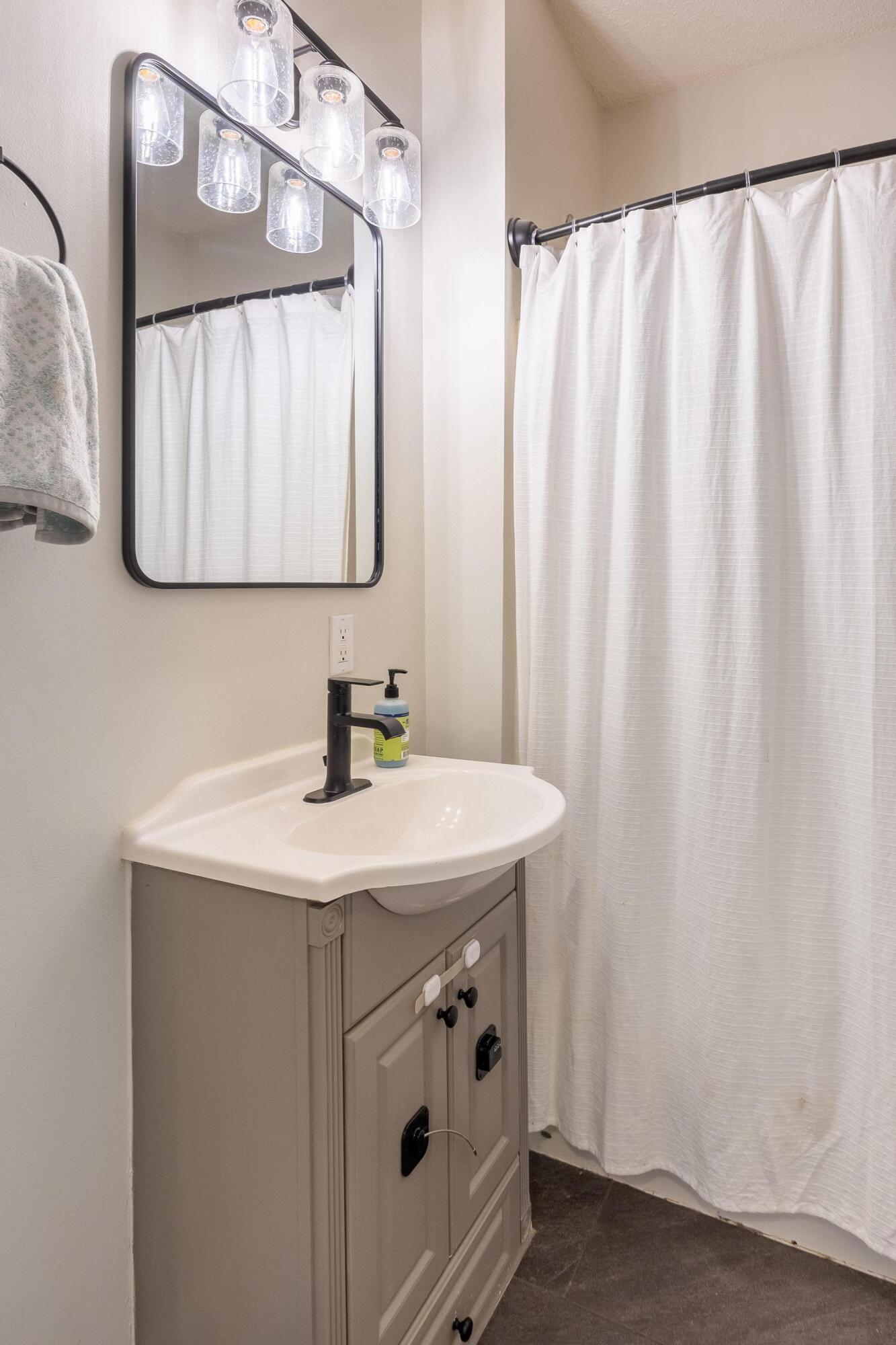 1714 Bennett Avenue Chattanooga, TN 37404 - Photo 25 of 44 2026_01_January_1714_Bennett_Ave_0032