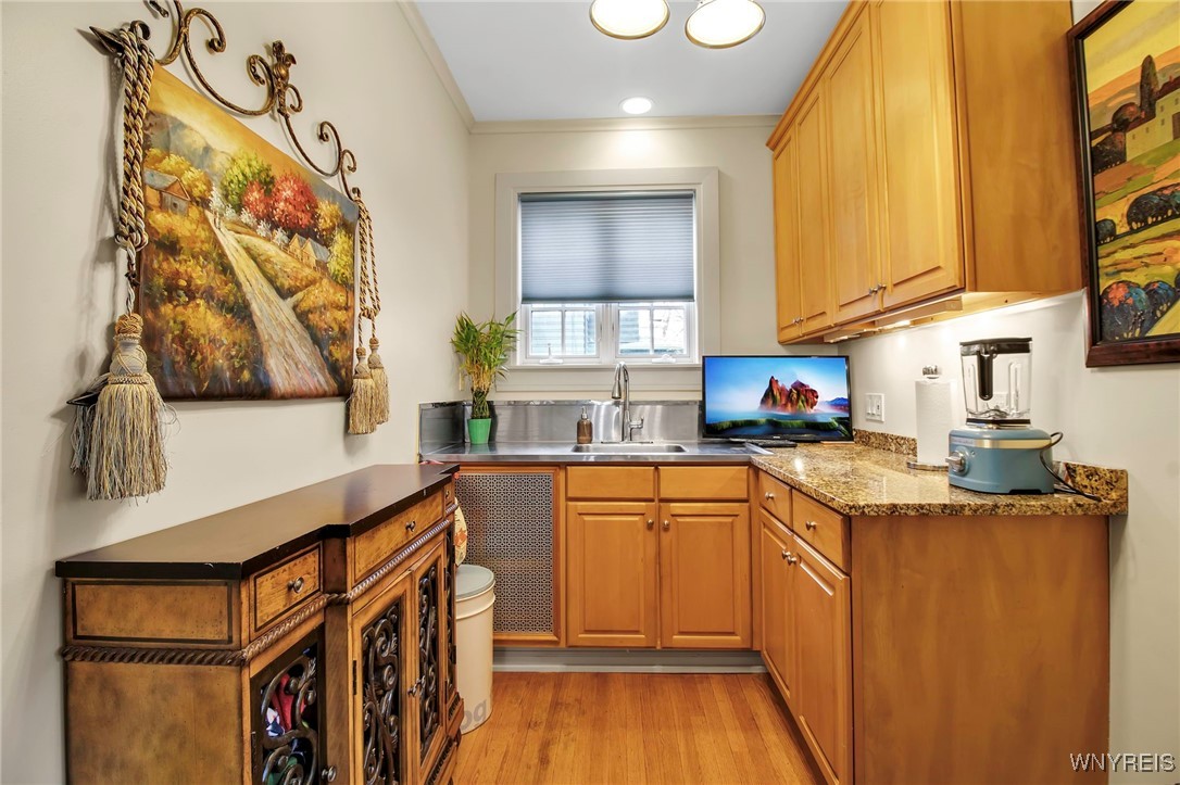 41 Saybrook Place Buffalo, NY 14209 - Photo 18 of 45