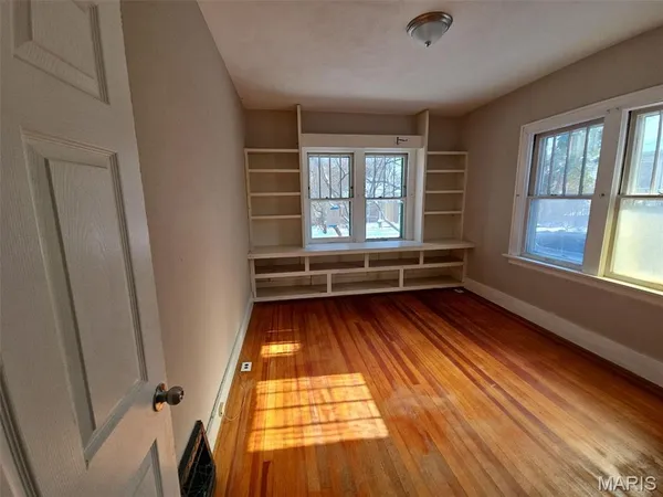 $74,500 | 115 Lawrence Avenue, St. Louis, MO 63135