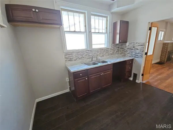 $74,500 | 115 Lawrence Avenue, St. Louis, MO 63135