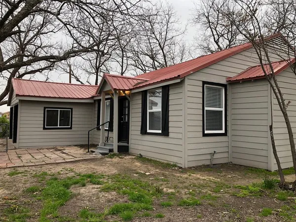 $145,000 | 1310 South 5th Street, Bonham, TX 75418
