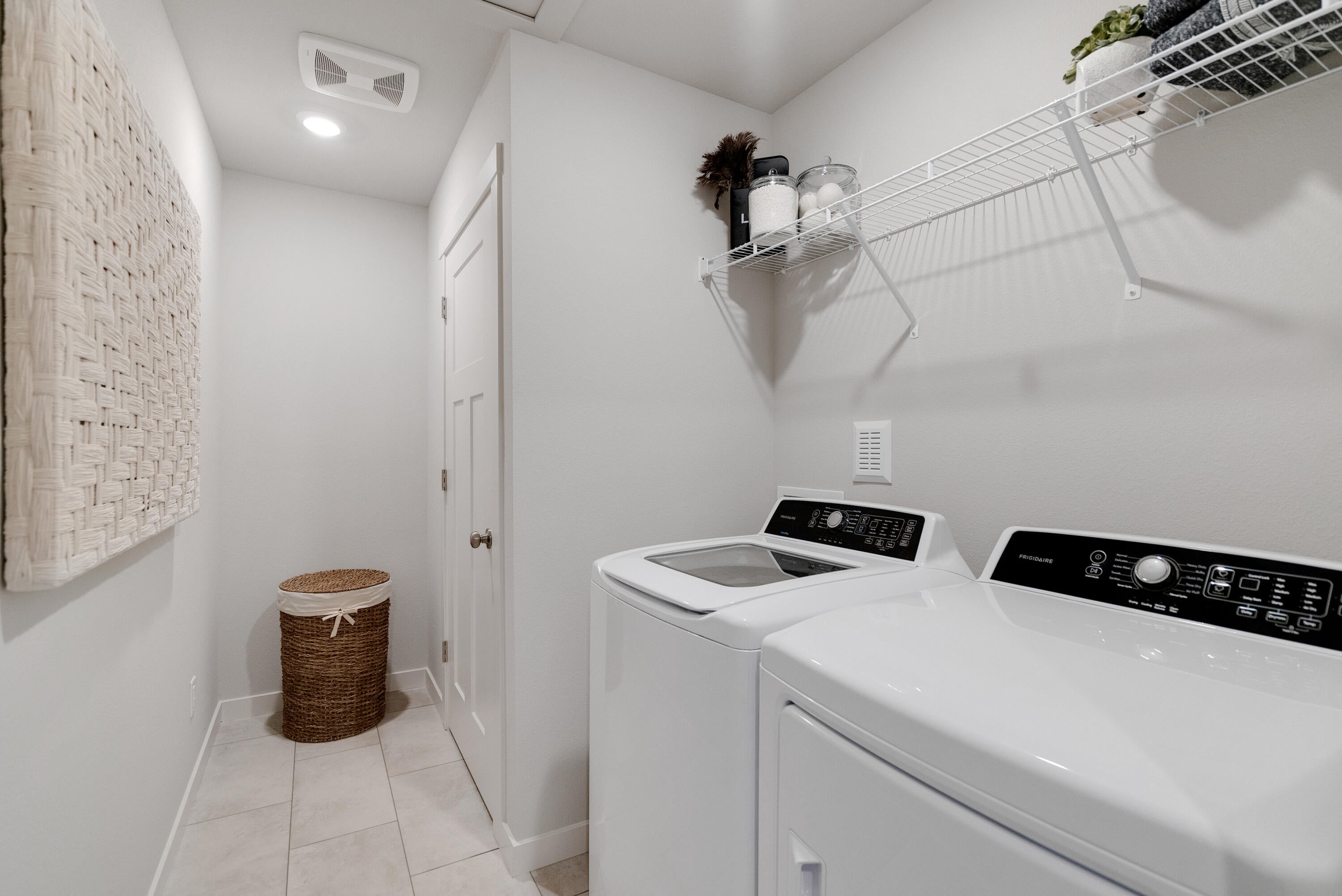 63293 Peale Street Bend, OR 97701 - Photo 17 of 19 POR_Acadia Pointe_Pic_Magnolia_Laundry_F