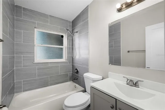 $250,000 | 208 Harmony Lane, Brandon, FL 33511