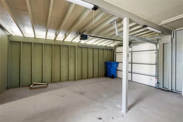 $250,000 | 208 Harmony Lane, Brandon, FL 33511