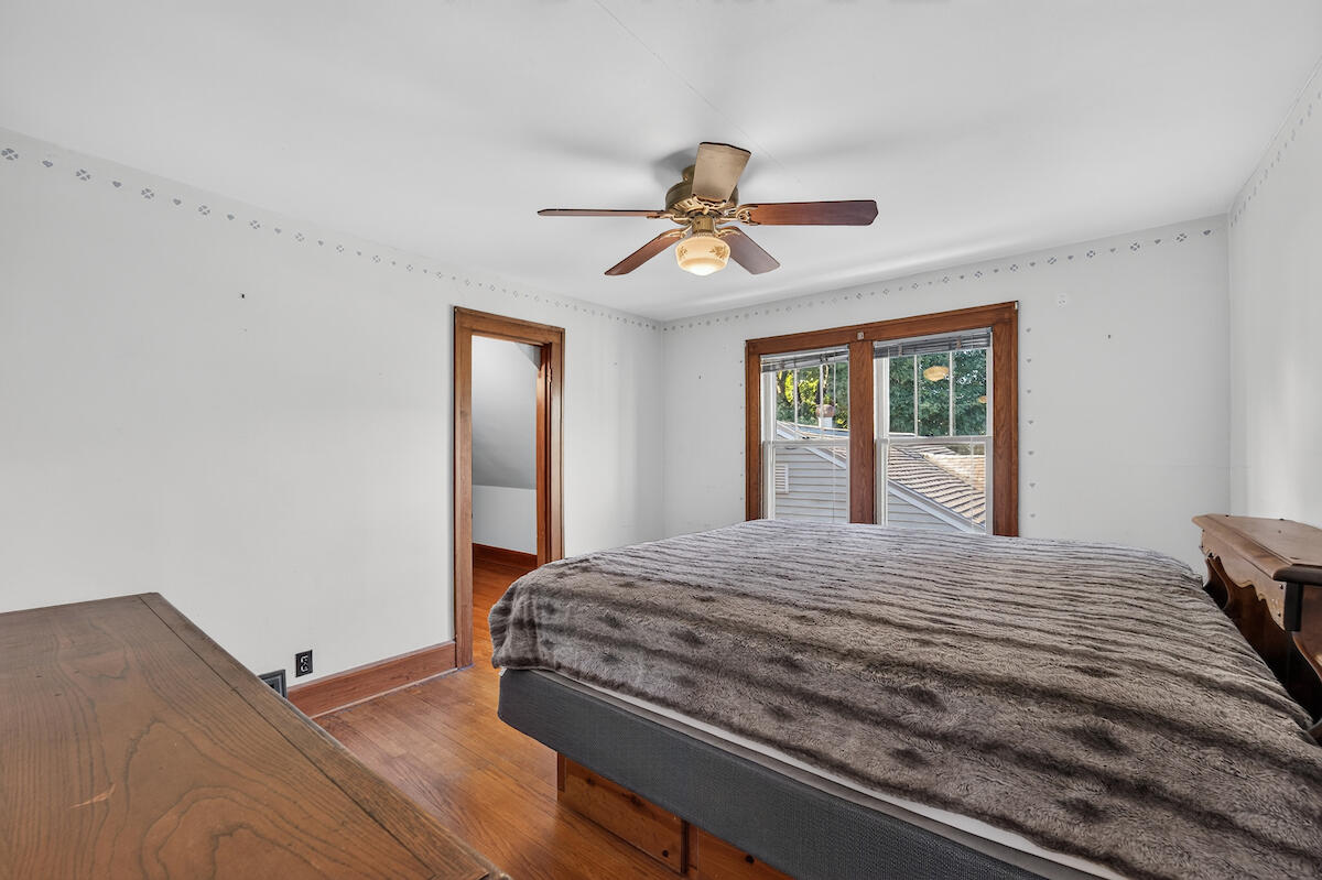 1127 Jefferson Street Racine, WI 53404 - Photo 16 of 21 Bedroom