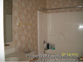 3136 Winesap Road Hope Mills, NC 28348 - Photo 4 of 10 Gallery Image 4