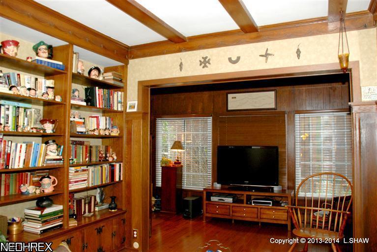 737 Merriman Road Akron, OH 44303 - Photo 8 of 25 Gallery Image 8