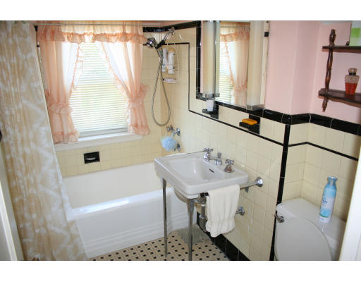 324 Appleton Street Arlington, MA 02476 - Photo 10 of 13