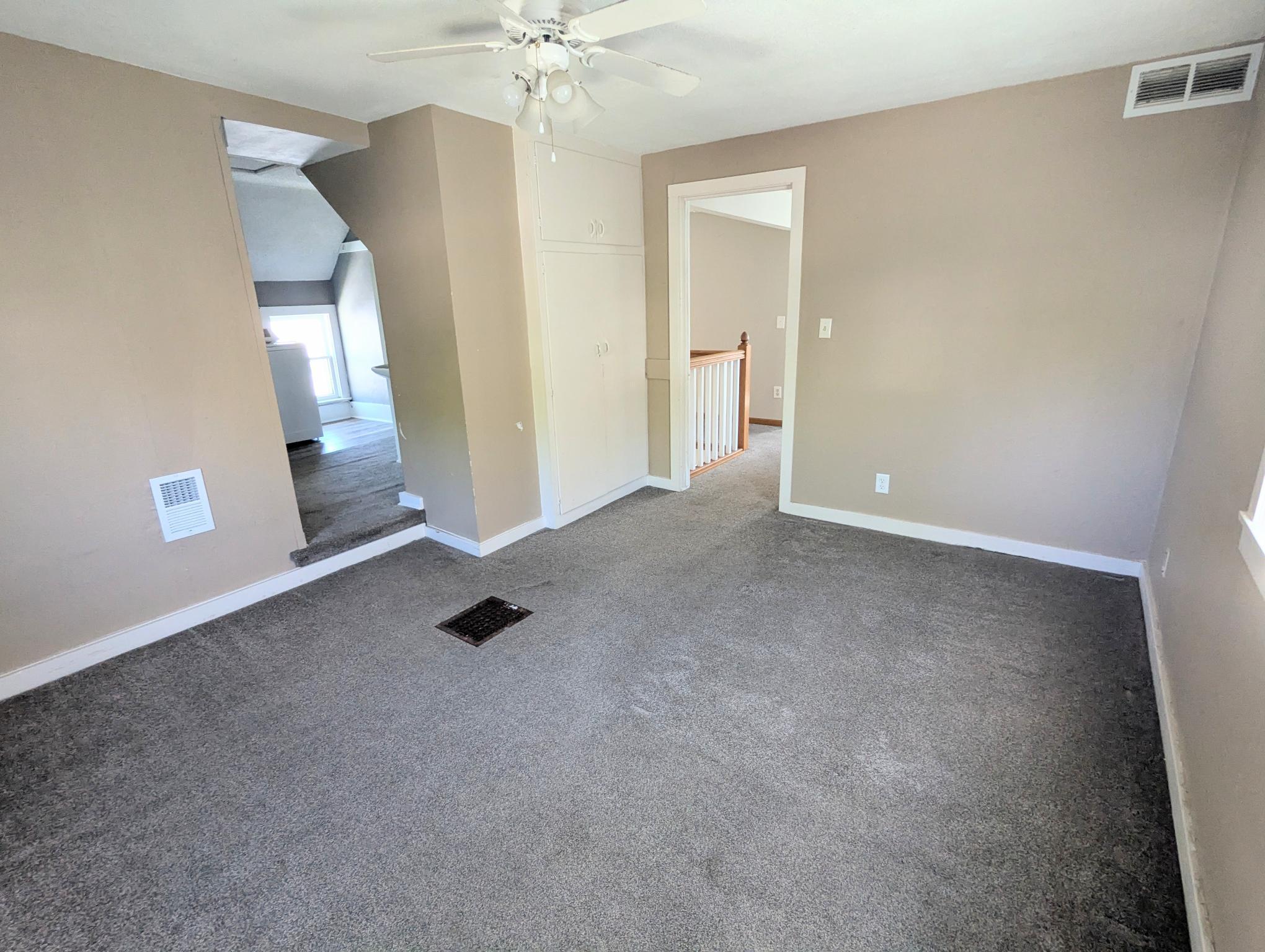 907 2nd Avenue Northwest Faribault, MN 55021 - Photo 9 of 17