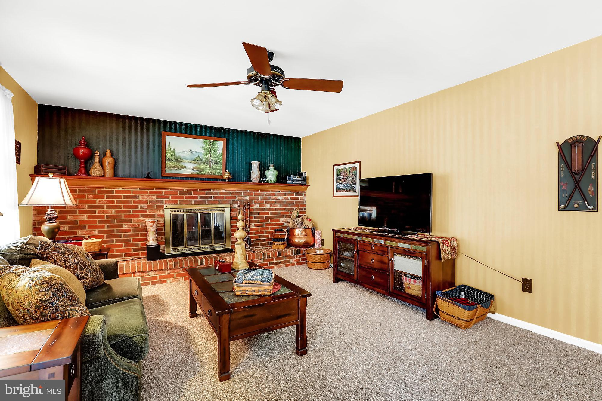 906 Roelofs Road Yardley, PA 19067 - Photo 12 of 43 Gallery Image 12