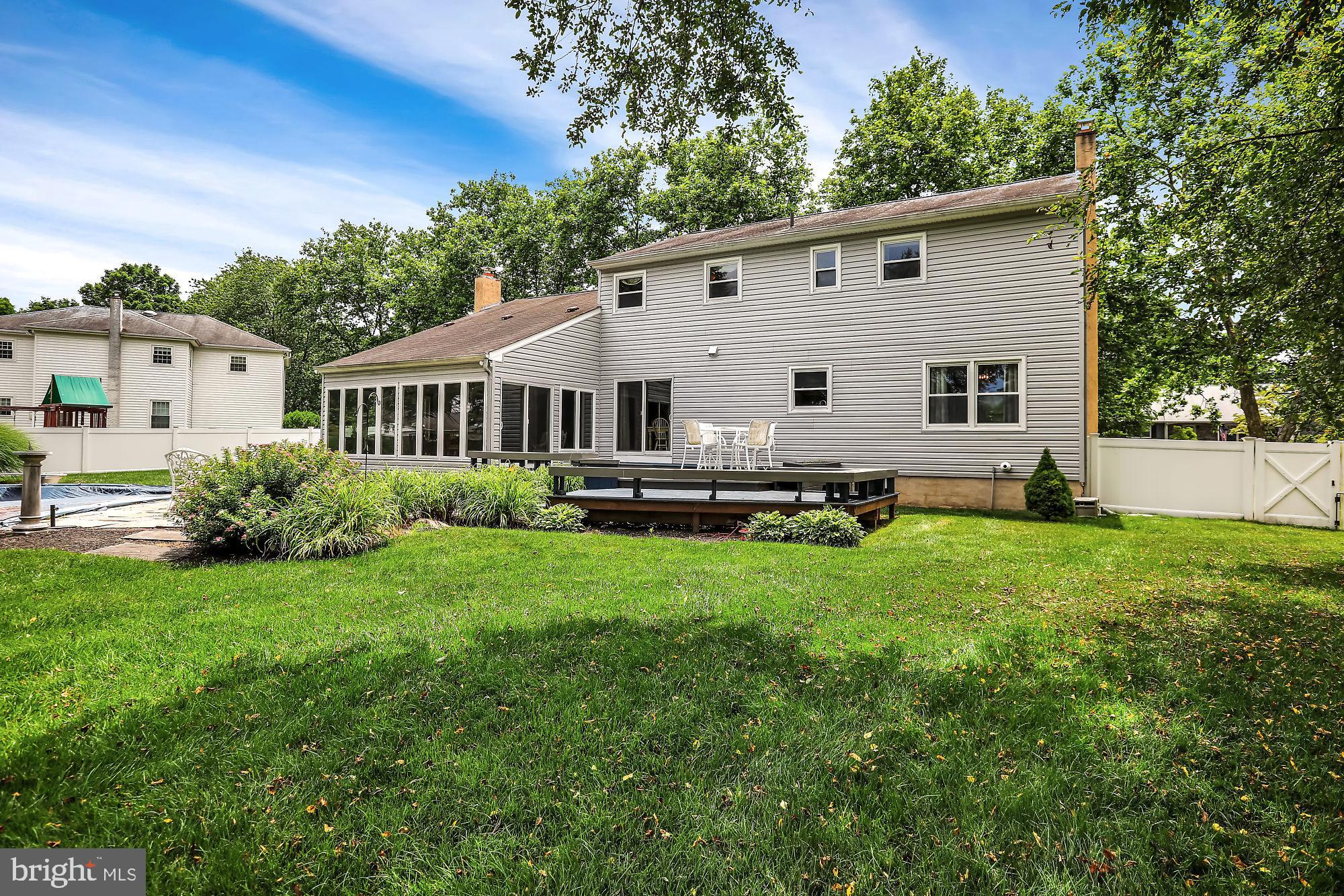 906 Roelofs Road Yardley, PA 19067 - Photo 3 of 43 Gallery Image 3