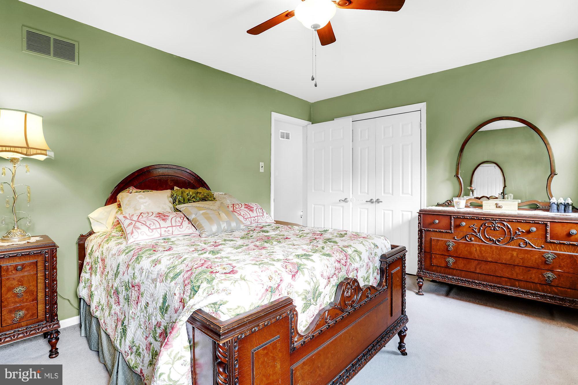 906 Roelofs Road Yardley, PA 19067 - Photo 38 of 43 Gallery Image 38
