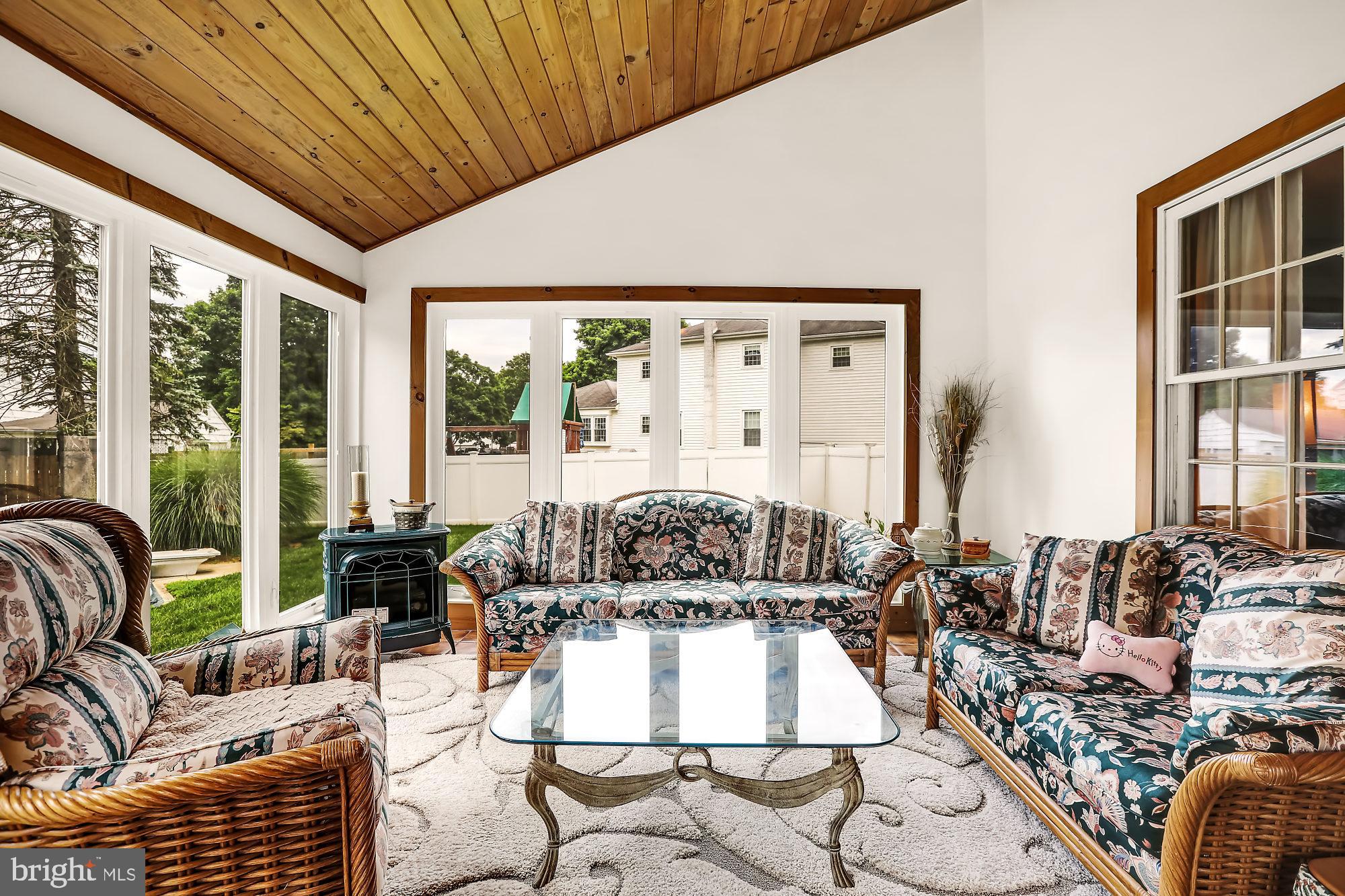 906 Roelofs Road Yardley, PA 19067 - Photo 10 of 43 Gallery Image 10