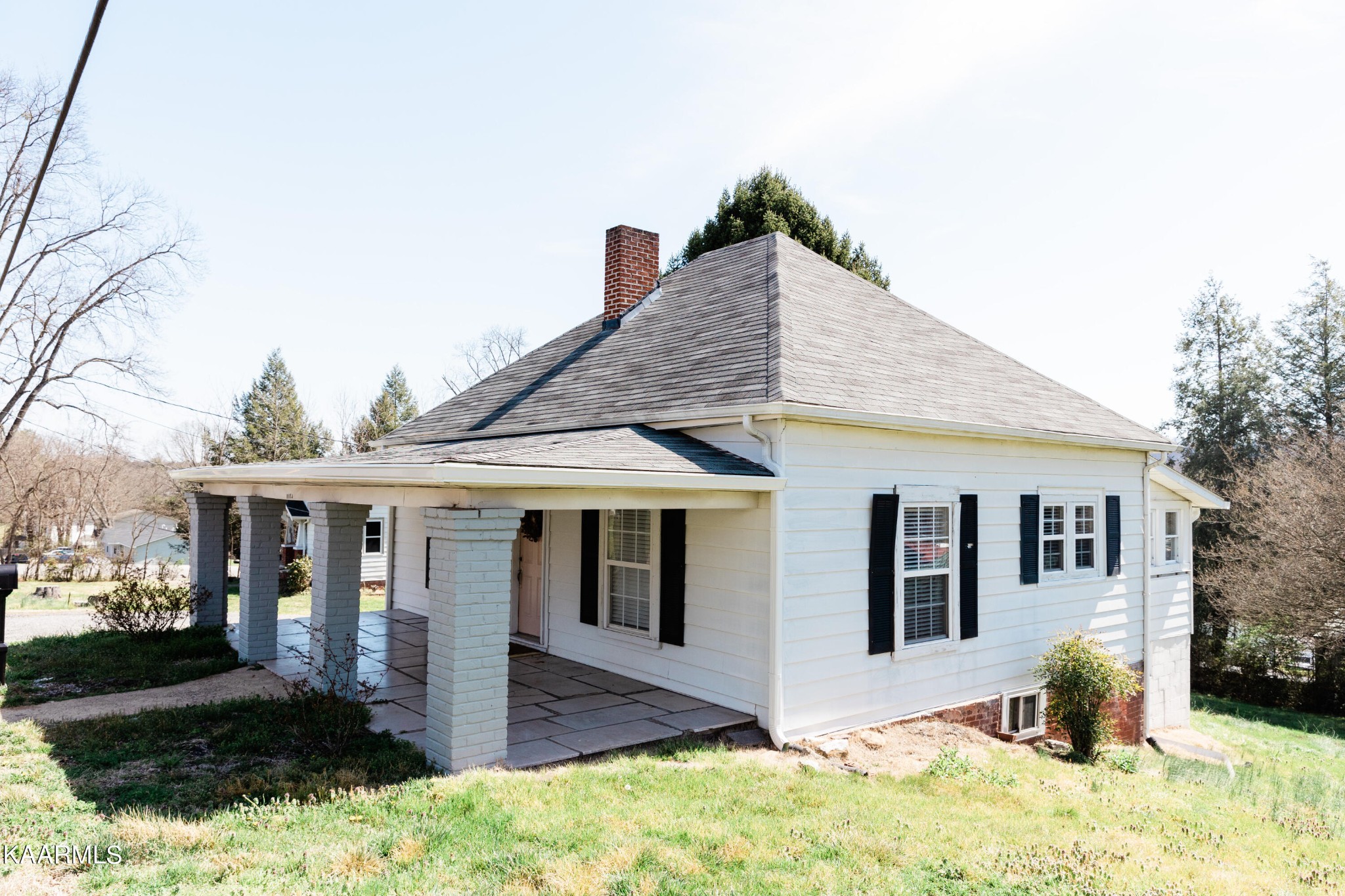 1708 Spring Street Powell, TN 37849 - Photo 3 of 20 Gallery Image 3