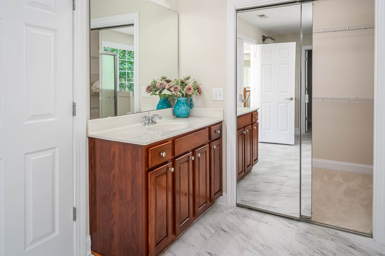 209 Quarryrock Road Holly Springs, NC 27540 - Photo 20 of 30 Master Bath/Spa