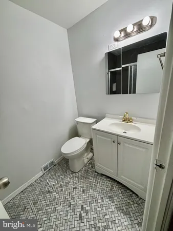 $2,600 | 4703 St Denis Drive, Philadelphia, PA 19114