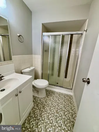 $2,600 | 4703 St Denis Drive, Philadelphia, PA 19114