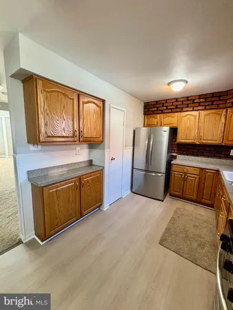 $2,600 | 4703 St Denis Drive, Philadelphia, PA 19114