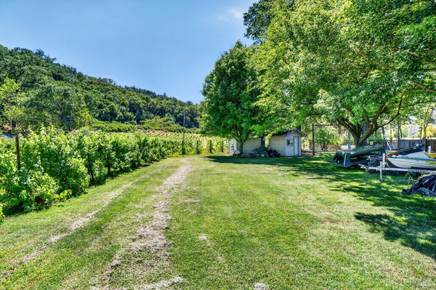 810 McNab Ranch Road Ukiah, CA 95482 - Photo 32 of 32 a house view with a garden space