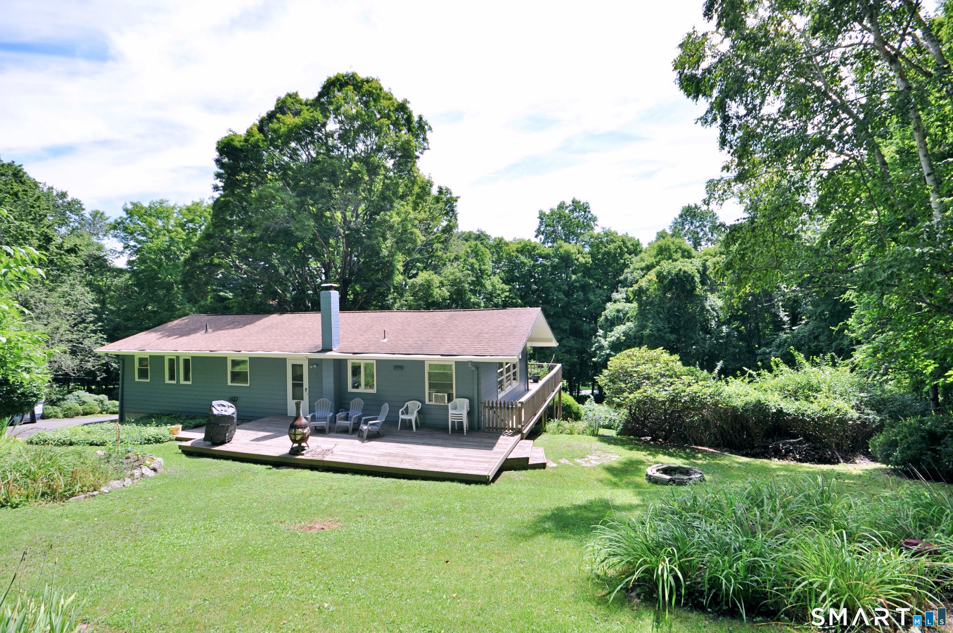21 Carriage Lane Roxbury, CT 06783 - Photo 3 of 29 Gallery Image 3