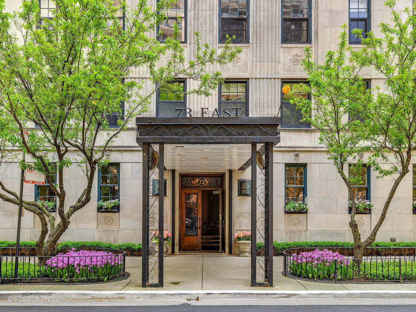 73 East Elm Street, Unit 4B Chicago, IL 60611 - Photo 2 of 27 a building view with a outdoor space