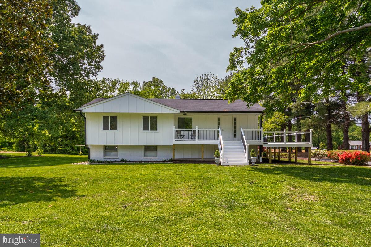 77 Grays Road Lothian, MD 20711 - Photo 5 of 57 Gallery Image 5