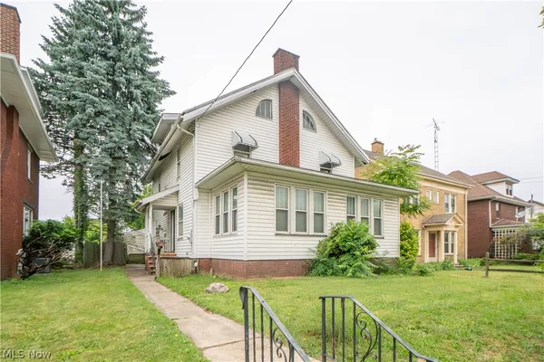 $109,900 | 815 Broad Avenue Northwest, Canton, OH 44708