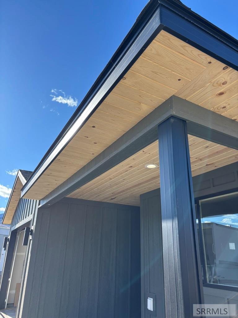 412 Rose Avenue Mackay, ID 83251 - Photo 5 of 11