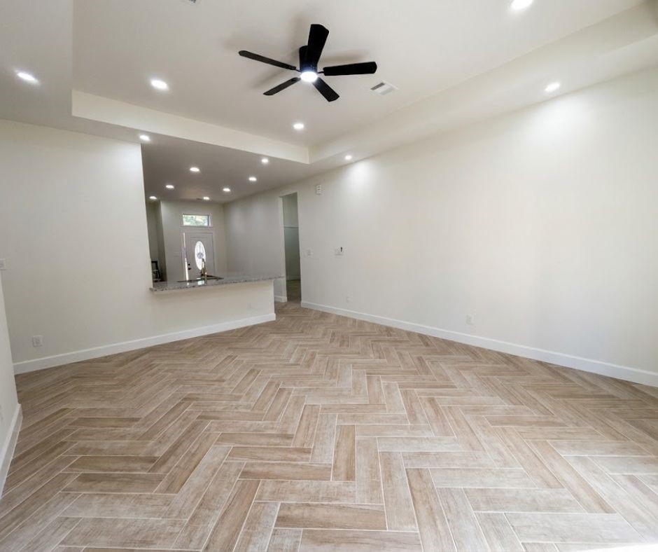 107 County Road 3372 Cleveland, TX 77327 - Photo 11 of 27 a view of an empty room