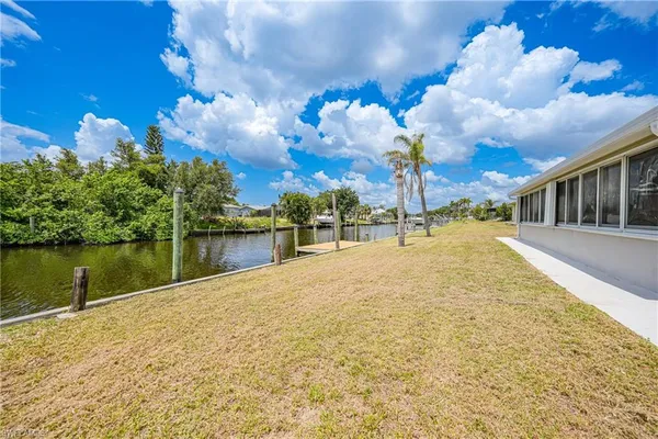 $2,350 | 27381 Voyageur Drive, Punta Gorda, FL 33983