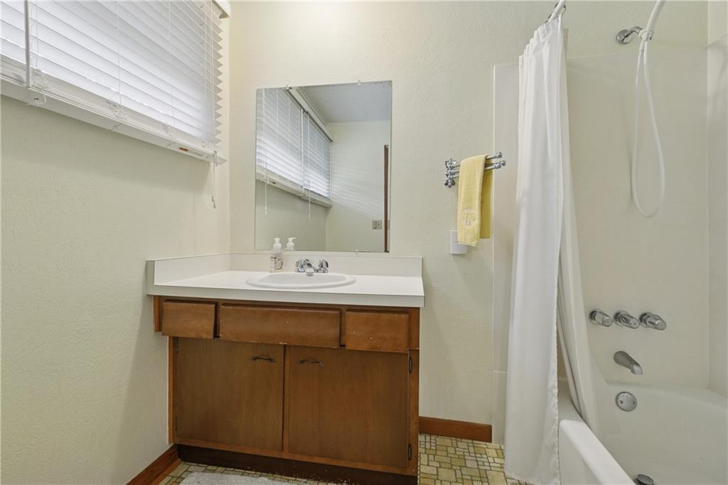 2524 Crestwood Road Marrero, LA 70072 - Photo 15 of 17