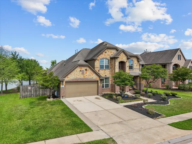 $469,900 | 5323 Savannah Bend Lane, Rosharon, TX 77583