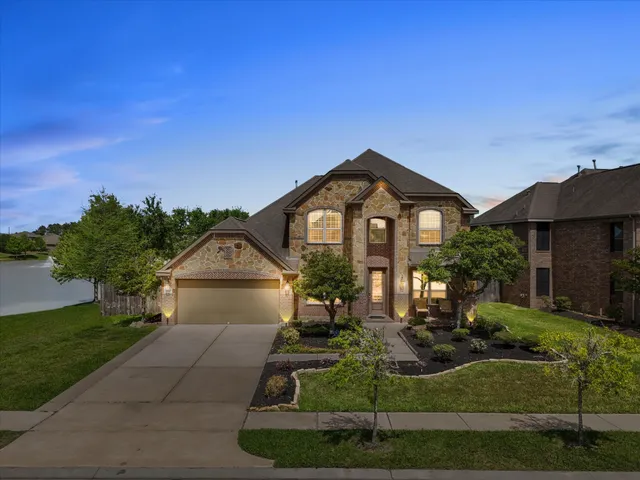 $469,900 | 5323 Savannah Bend Lane, Rosharon, TX 77583