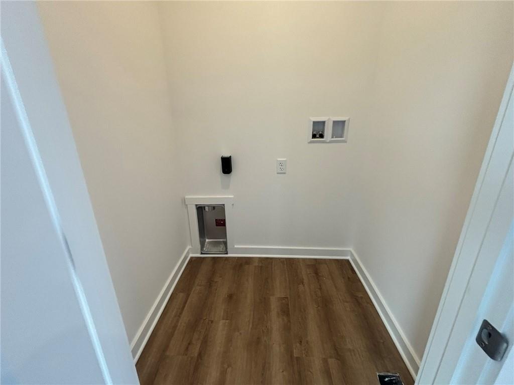 182 Lockheed Drive Coraopolis, PA 15108 - Photo 6 of 22