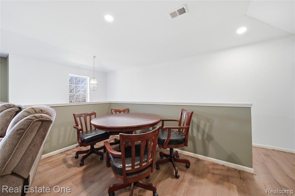 4113 Hampton Ridge Boulevard Howell, MI 48843 - Photo 7 of 28