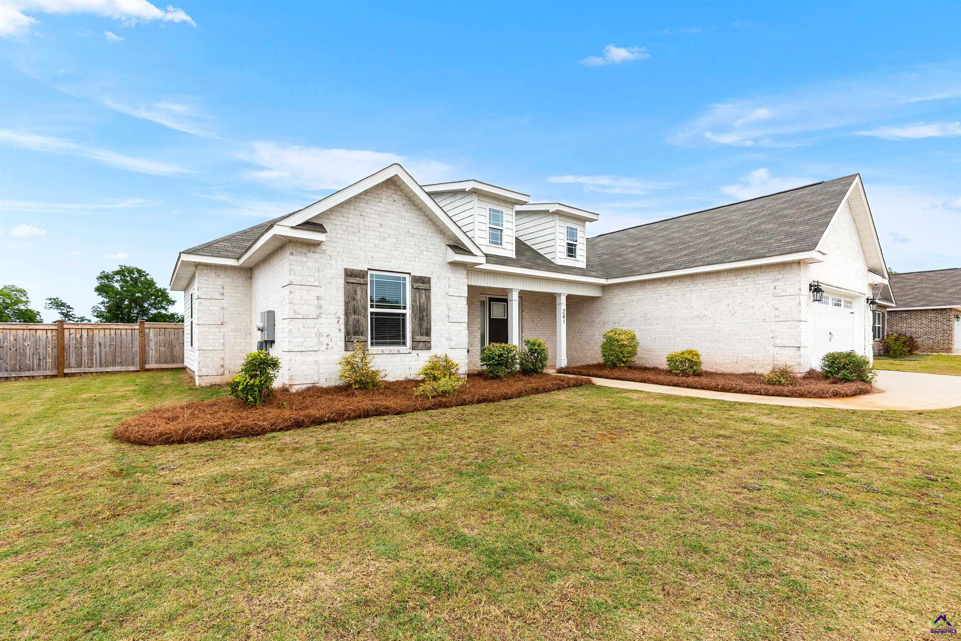 241 Overton Drive Perry, GA 31069 - Photo 3 of 51