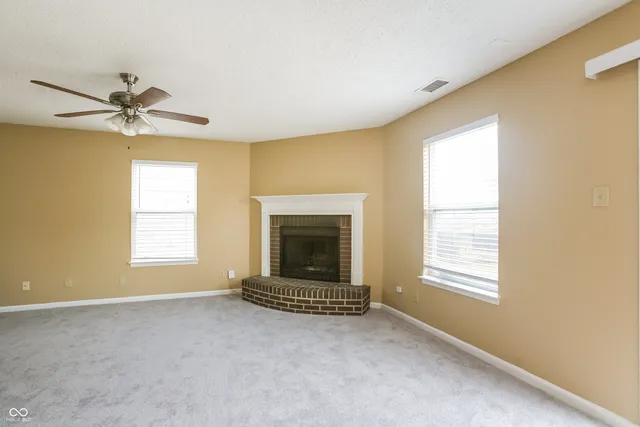 $1,715 | 1180 Odell Lane, Greenwood, IN 46143