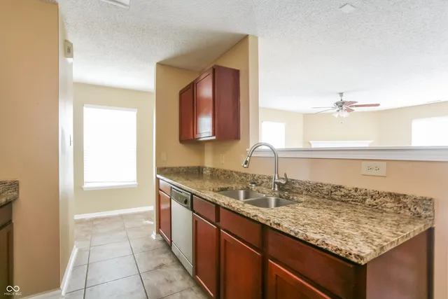 $1,715 | 1180 Odell Lane, Greenwood, IN 46143