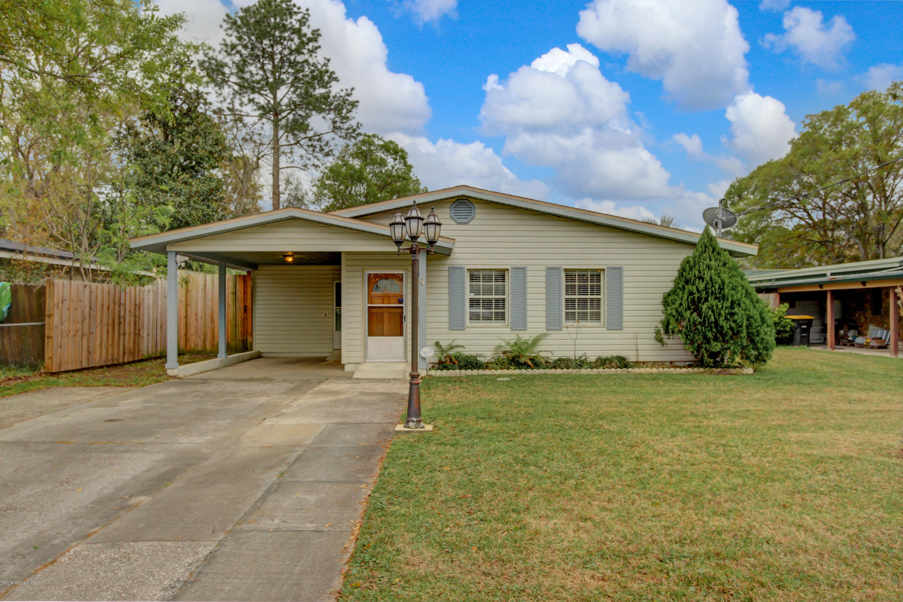 5338 Woodcrest Road Jacksonville, FL 32205 - Photo 1 of 23 5338 Woodcrest Rd