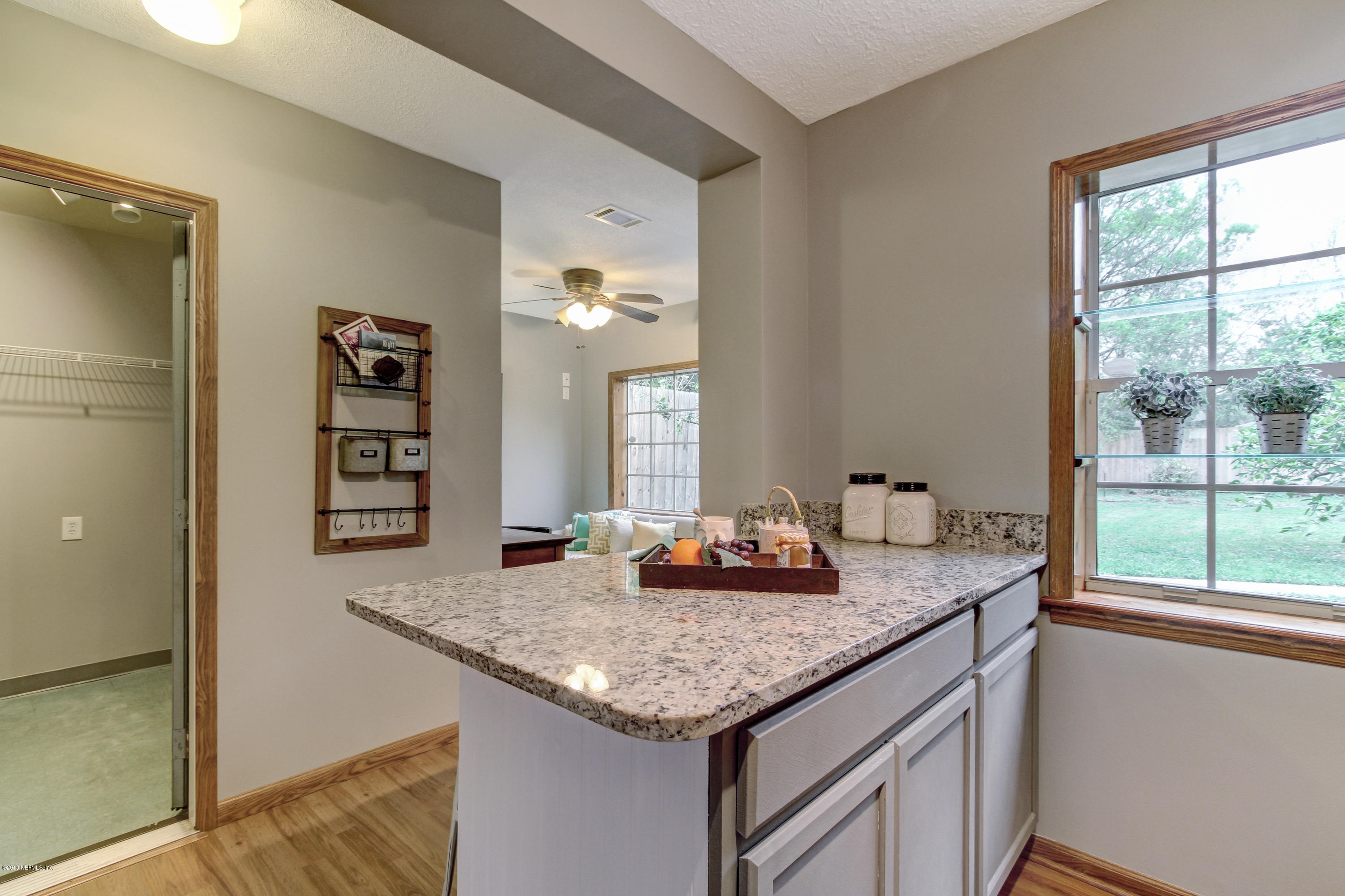 5338 Woodcrest Road Jacksonville, FL 32205 - Photo 8 of 23 Island Kitchen