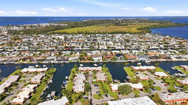 $445,000 | 9528 Antiqua Cove, Unit 9528, Bradenton, FL 34210