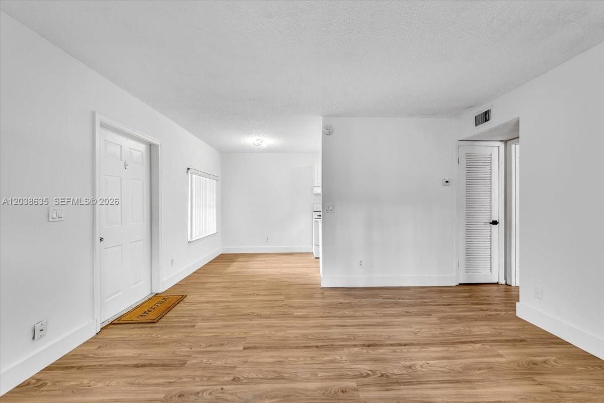 1405 Miami Road, Unit 7 Fort Lauderdale, FL 33316 - Photo 16 of 33