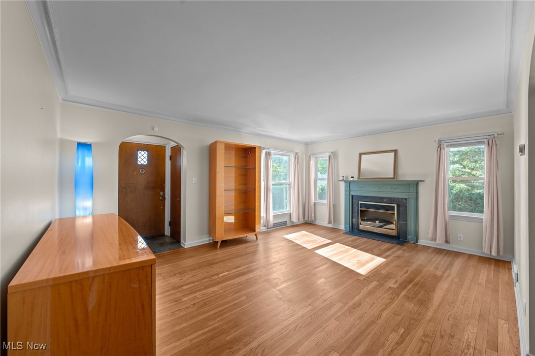 3547 Randolph Road Cleveland, OH 44121 - Photo 4 of 40