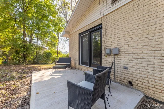 $299,500 | 404 Lafayette Street, Doniphan, MO 63935