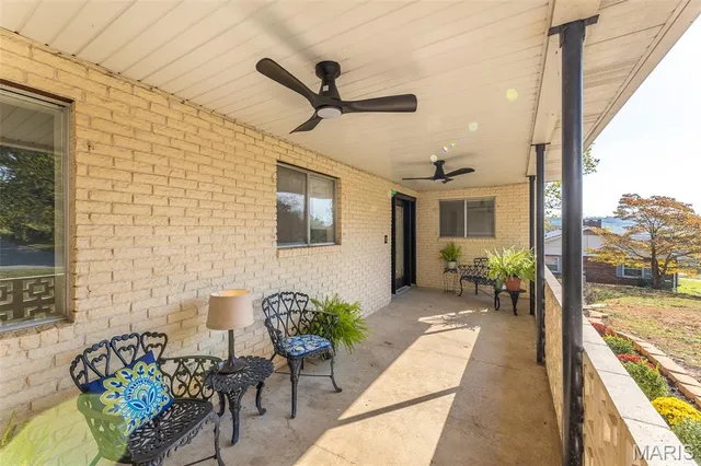 $299,500 | 404 Lafayette Street, Doniphan, MO 63935