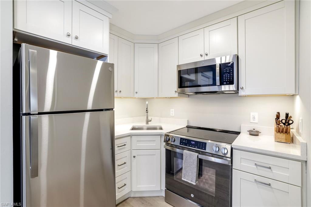 780 10th Avenue South, Unit 5 Naples, FL 34102 - Photo 6 of 20