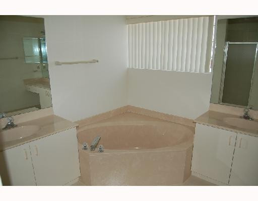 6557 Sun River Road Boynton Beach, FL 33437 - Photo 8 of 14 Master Bath/Spa